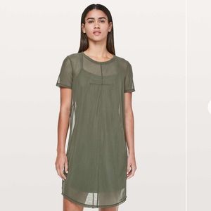 Lululemon Ready to Reach Dress